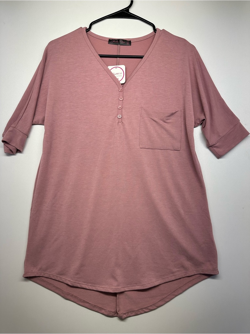 Women's Relaxed V-Neck Pocket Tee - Dusty Rose